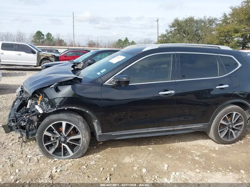 2019 NISSAN ROGUE SL