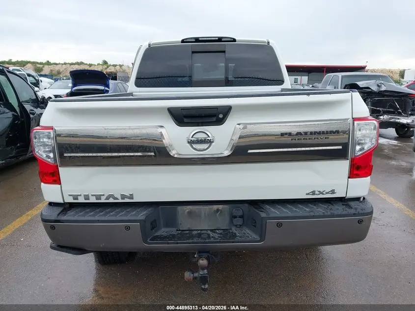 2017 NISSAN TITAN PLATINUM RESERVE
