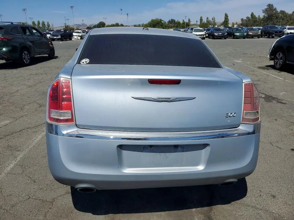 2013 CHRYSLER 300   