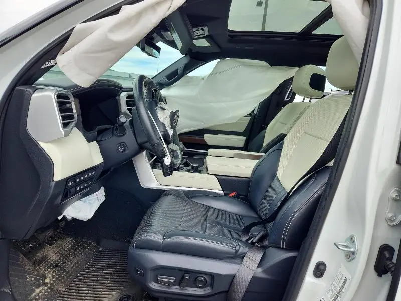 2023 TOYOTA TUNDRA CREWMAX CAPSTONE  