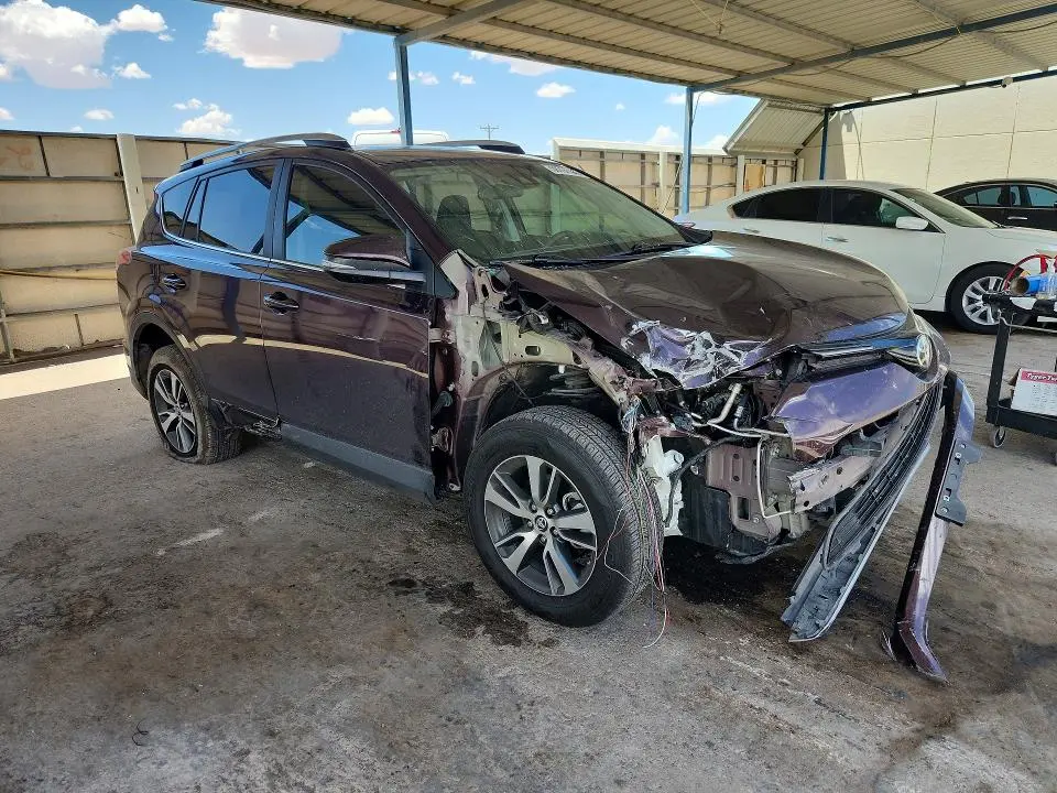 2018 TOYOTA RAV4 XLE  