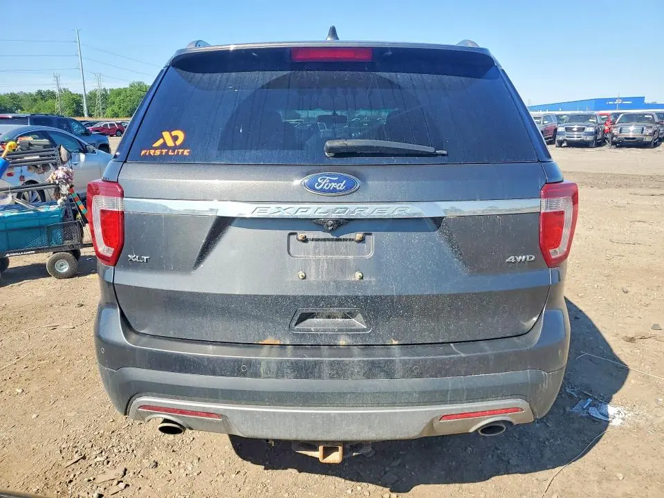 2017 FORD EXPLORER XLT  