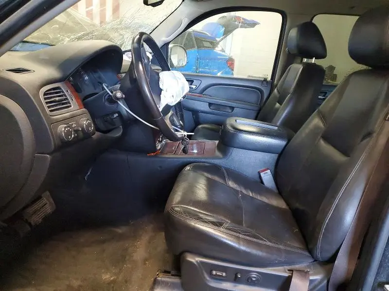 2012 CHEVROLET SUBURBAN K1500 LTZ  