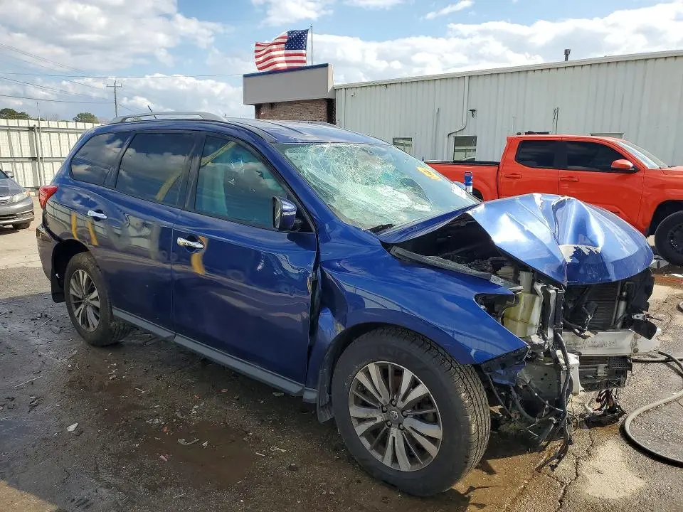 2018 NISSAN PATHFINDER S  