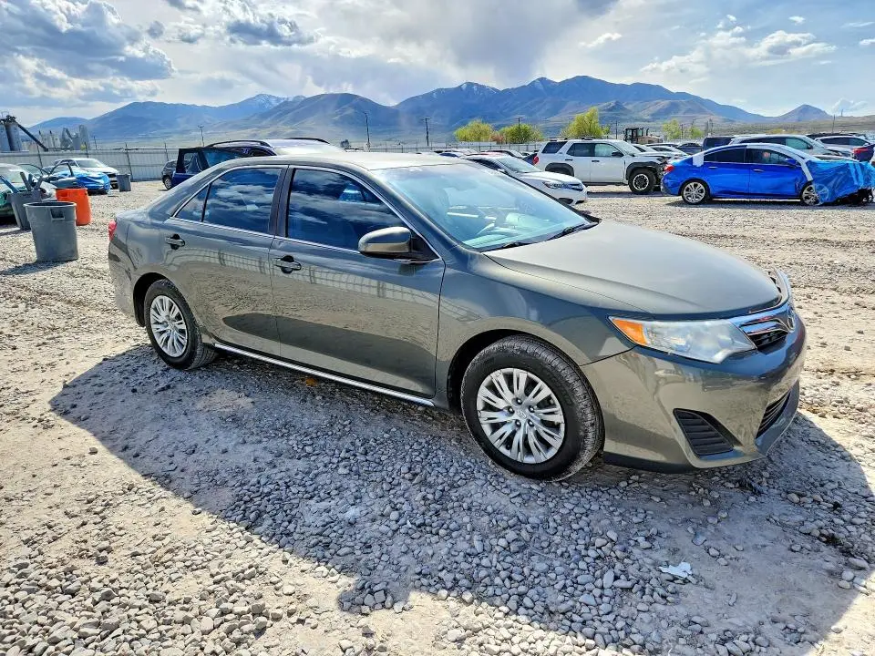 2012 TOYOTA CAMRY LE  