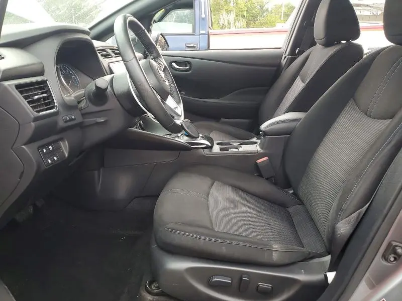2022 NISSAN LEAF SV PLUS  