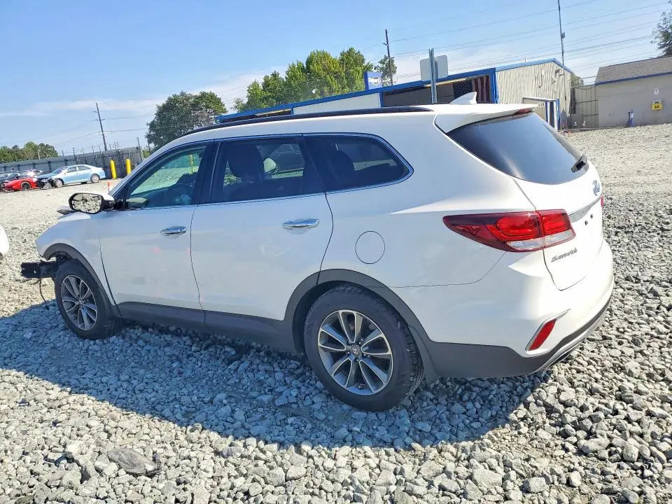 2017 HYUNDAI SANTA FE SE  
