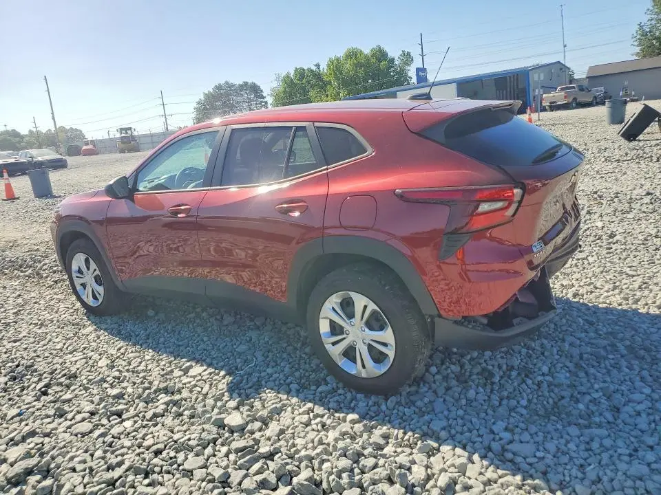 2024 CHEVROLET TRAX LS  