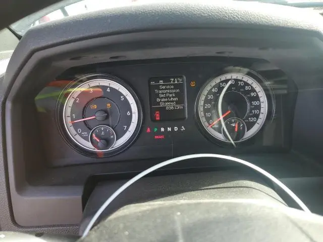 2021 RAM 1500 CLASSIC SLT  