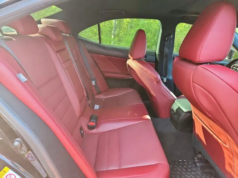 2015 LEXUS IS 250  