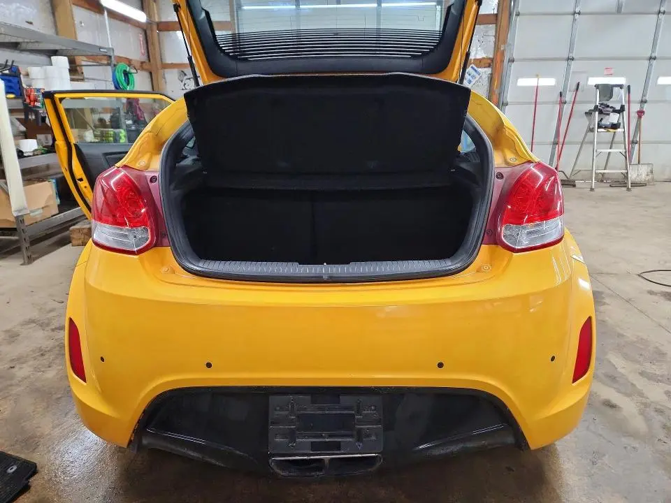 2014 HYUNDAI VELOSTER BASE  