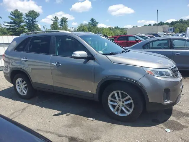 2015 KIA SORENTO LX  