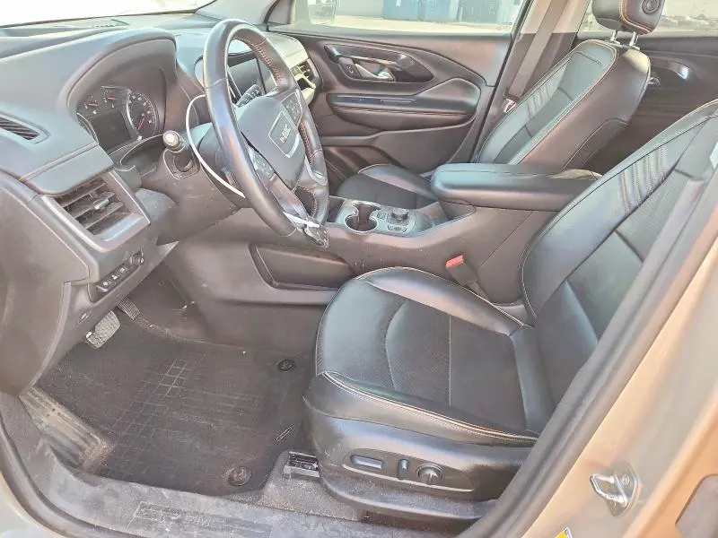 2022 GMC TERRAIN AT4  