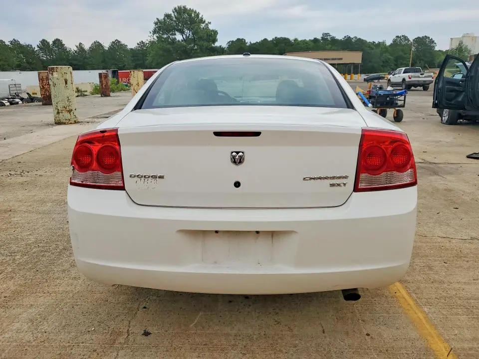 2010 DODGE CHARGER SXT  