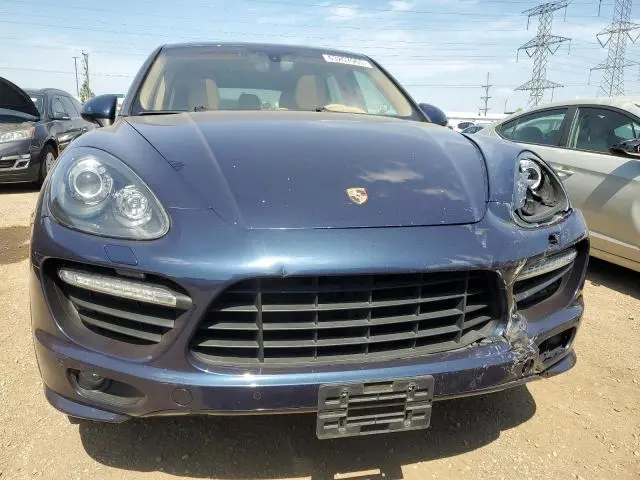 2013 PORSCHE CAYENNE GTS  
