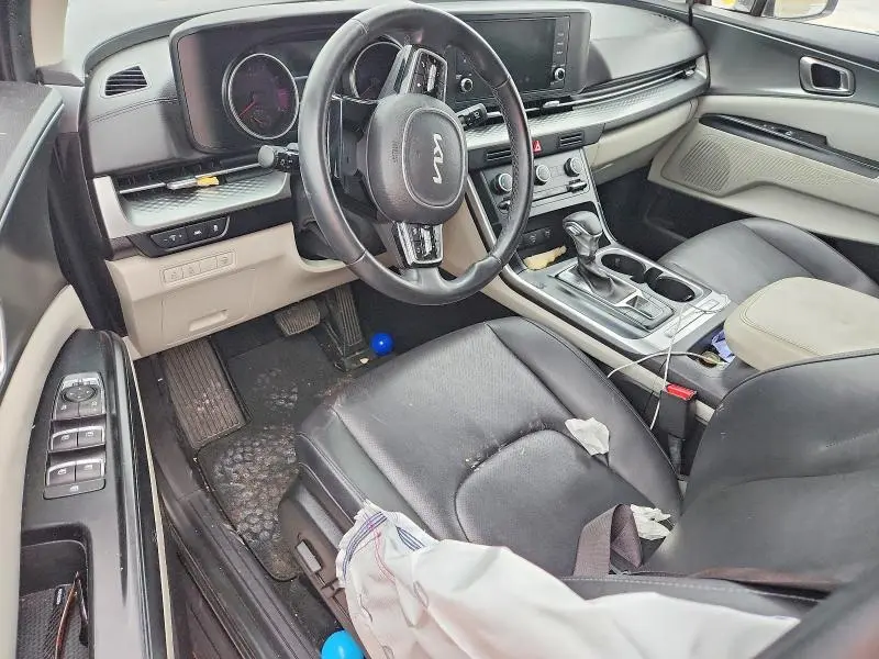 2022 KIA CARNIVAL LX  