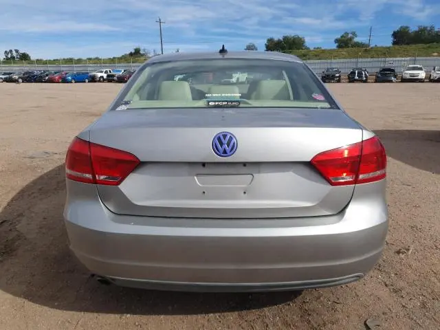 2012 VOLKSWAGEN PASSAT SE