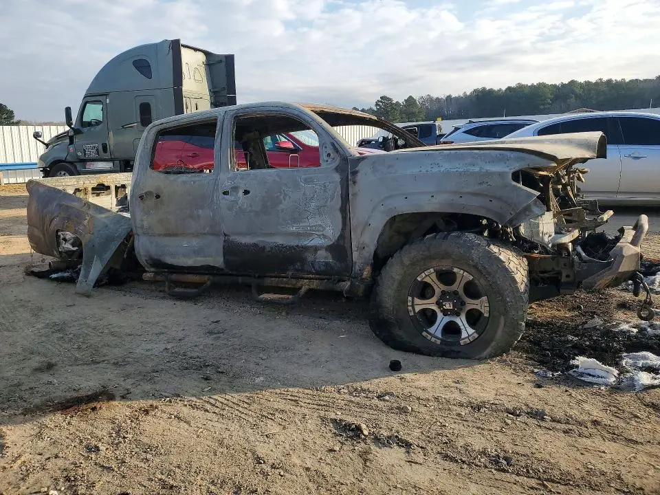 2019 TOYOTA TACOMA DOUBLE CAB  