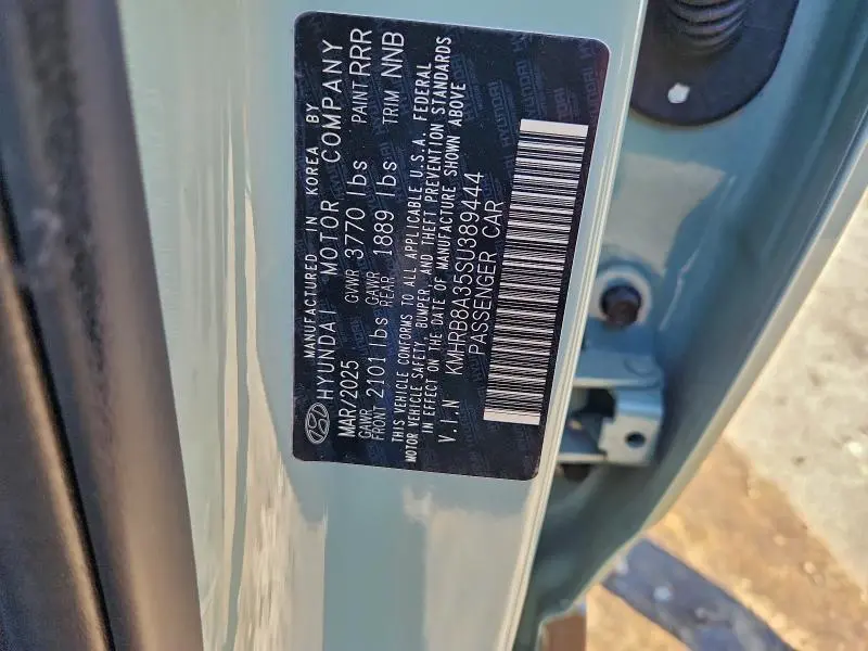 2025 HYUNDAI VENUE SE  