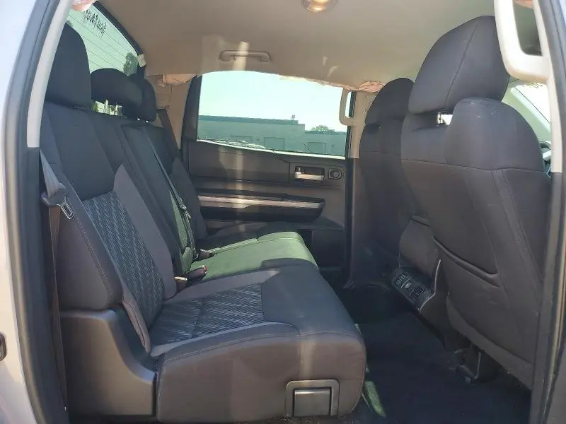 2019 TOYOTA TUNDRA SR5  