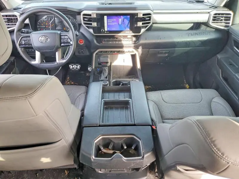 2023 TOYOTA TUNDRA SR5  