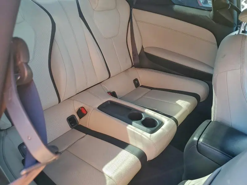 2021 INFINITI Q60 LUXE  