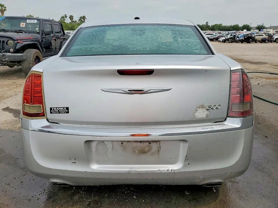 2012 CHRYSLER 300   