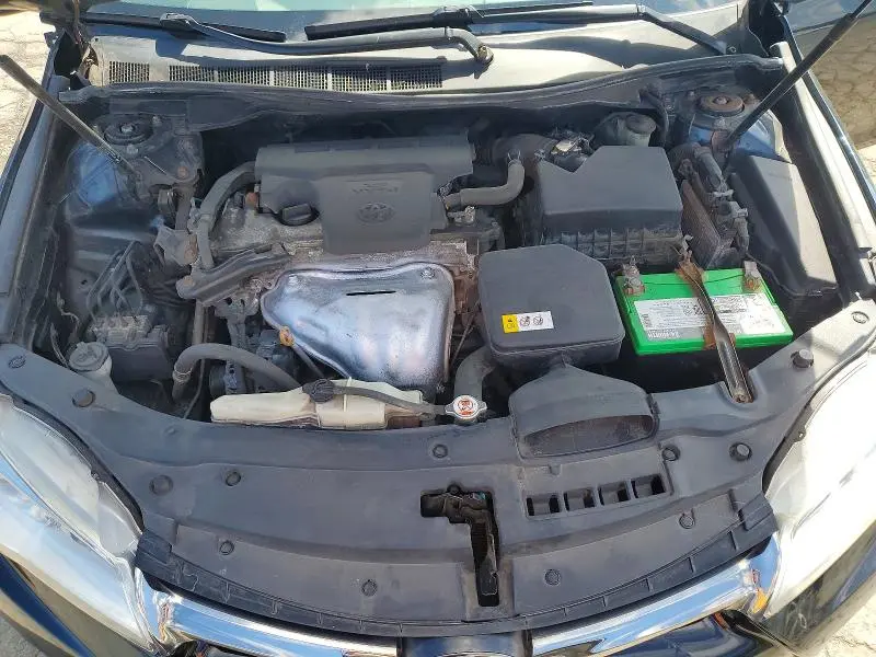 2017 TOYOTA CAMRY SE  