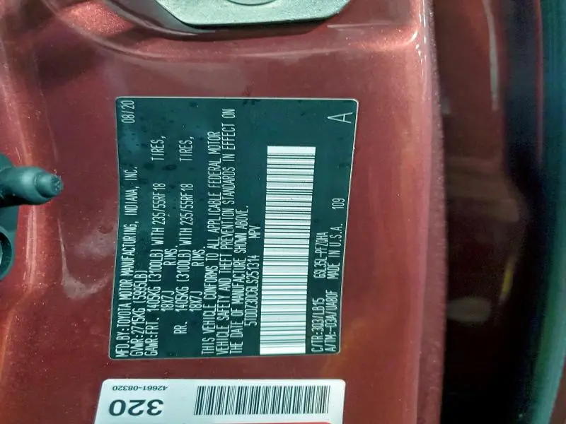 2020 TOYOTA SIENNA XLE  