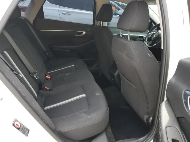 2022 HYUNDAI SONATA SEL  