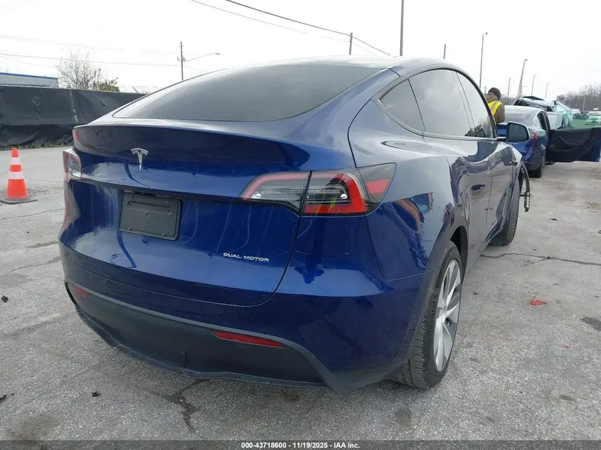 2023 TESLA MODEL Y AWD/LONG RANGE DUAL MOTOR ALL-WHEEL DRIVE