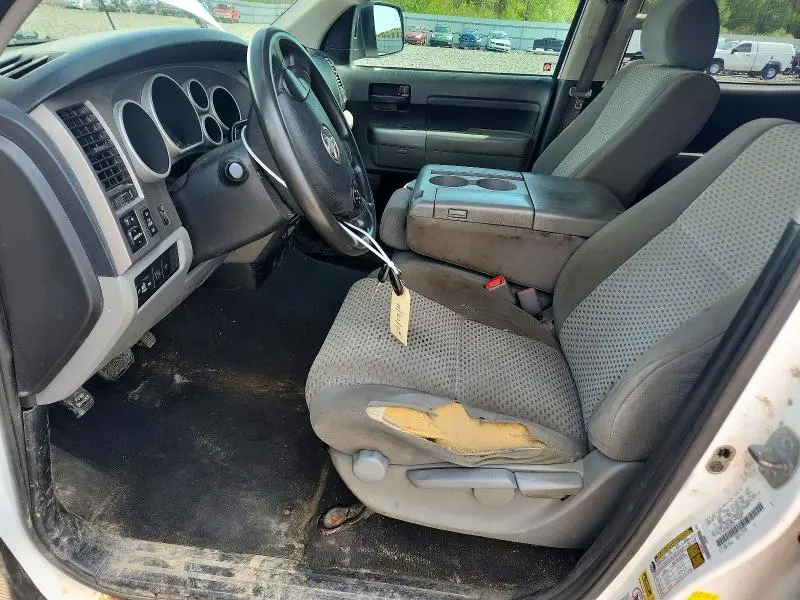 2013 TOYOTA TUNDRA CREWMAX SR5  