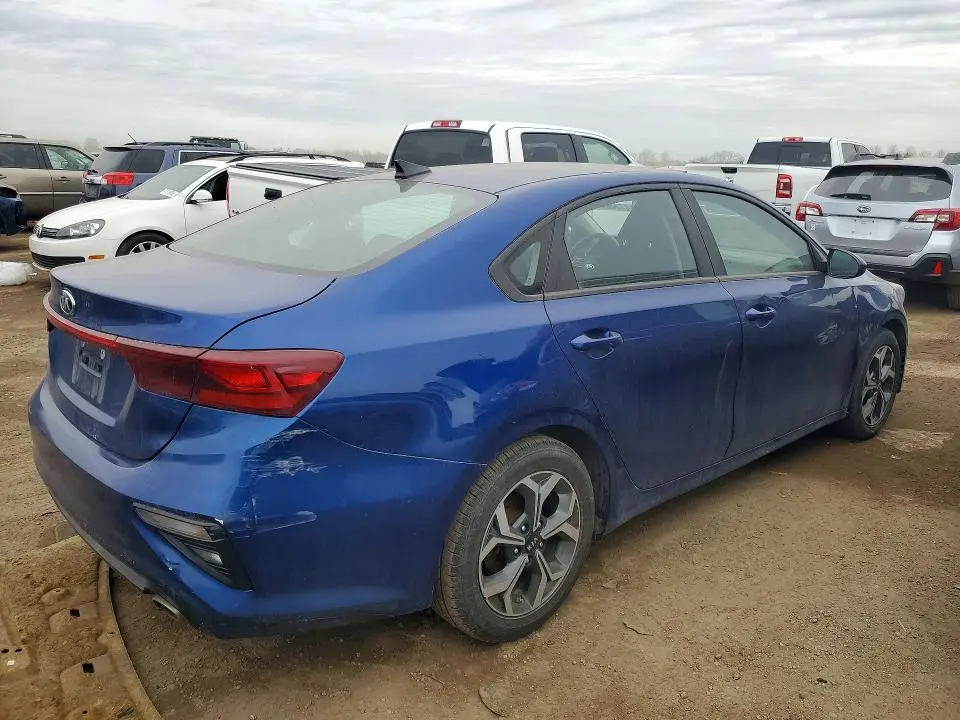 2021 KIA FORTE LXS  