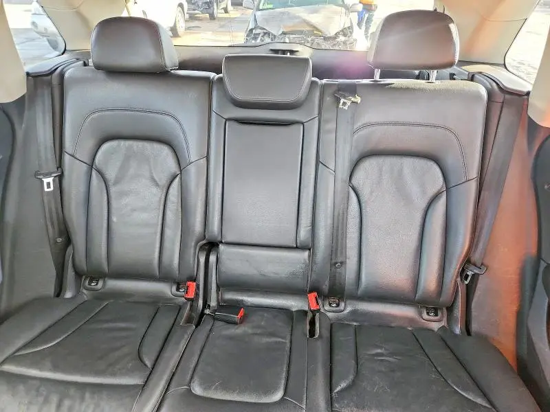 2011 AUDI Q5 PREMIUM  