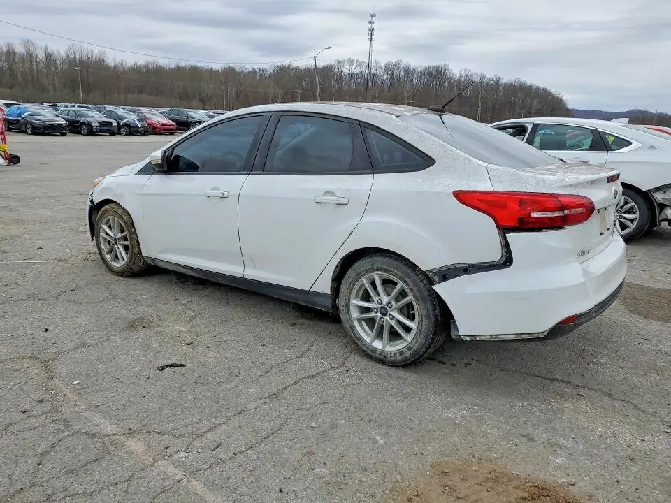 2016 FORD FOCUS SE  