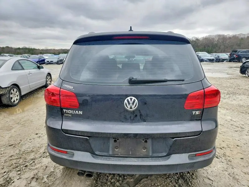 2017 VOLKSWAGEN TIGUAN S  