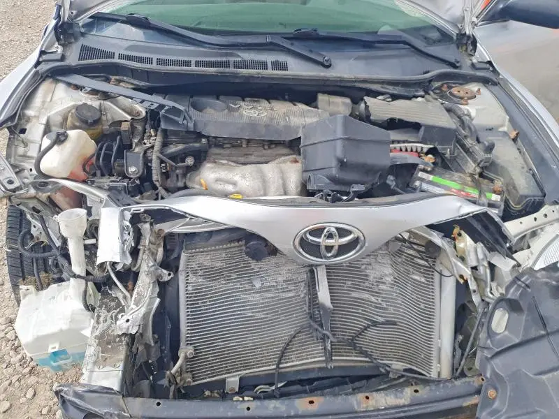 2010 TOYOTA CAMRY LE  