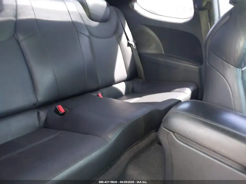 2012 HYUNDAI GENESIS 3.8 TRACK