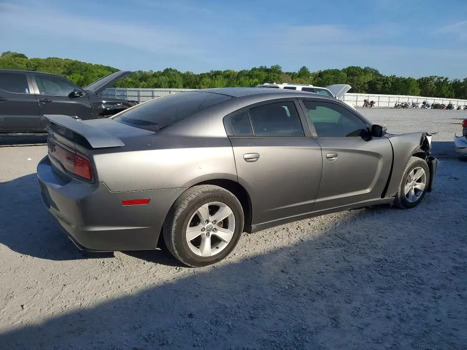 2011 DODGE CHARGER   