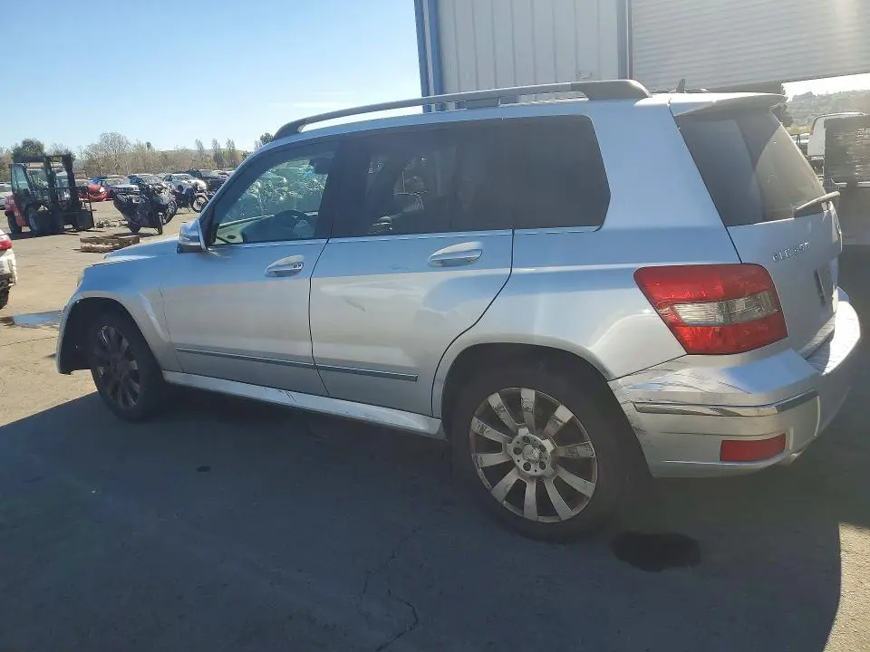 2011 MERCEDES-BENZ GLK   