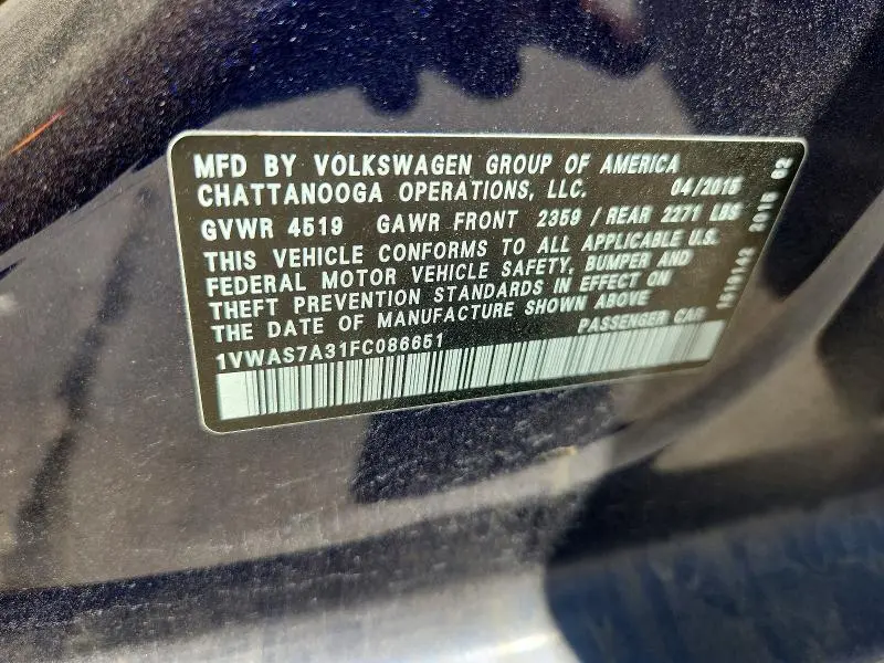2015 VOLKSWAGEN PASSAT S  