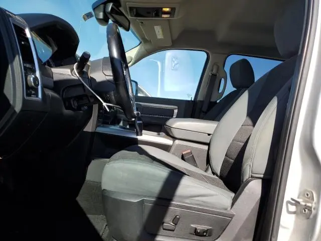 2015 RAM 1500 SLT