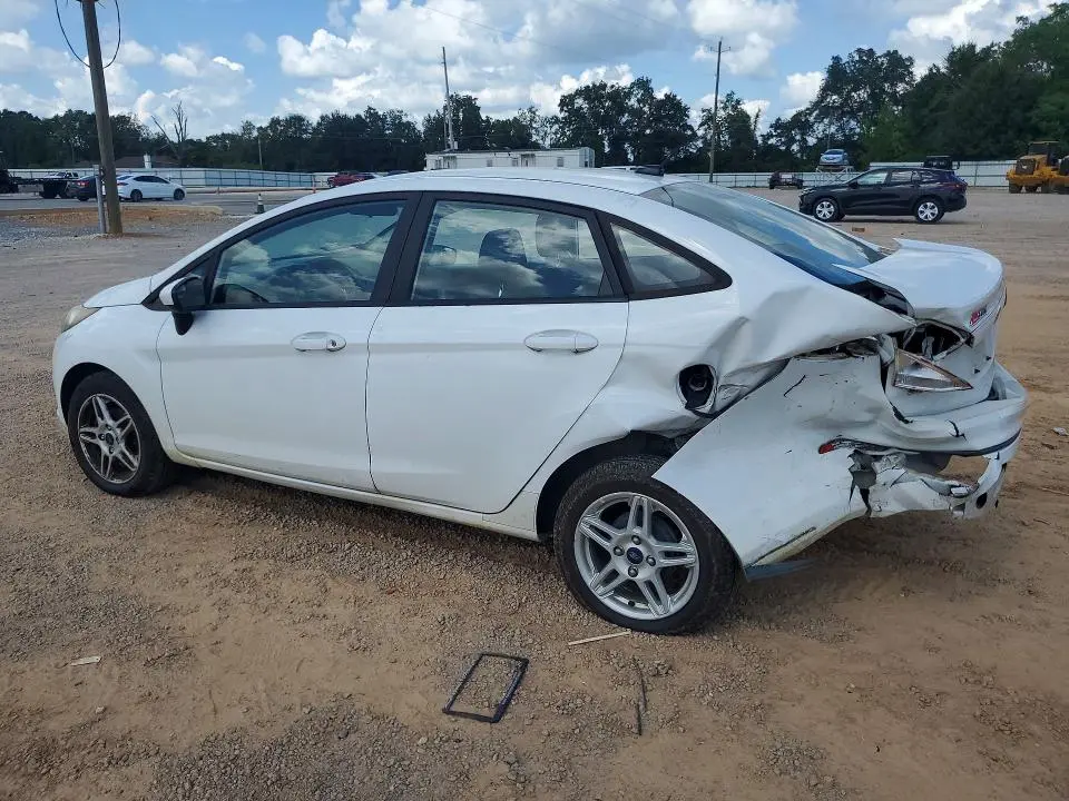 2018 FORD FIESTA SE  