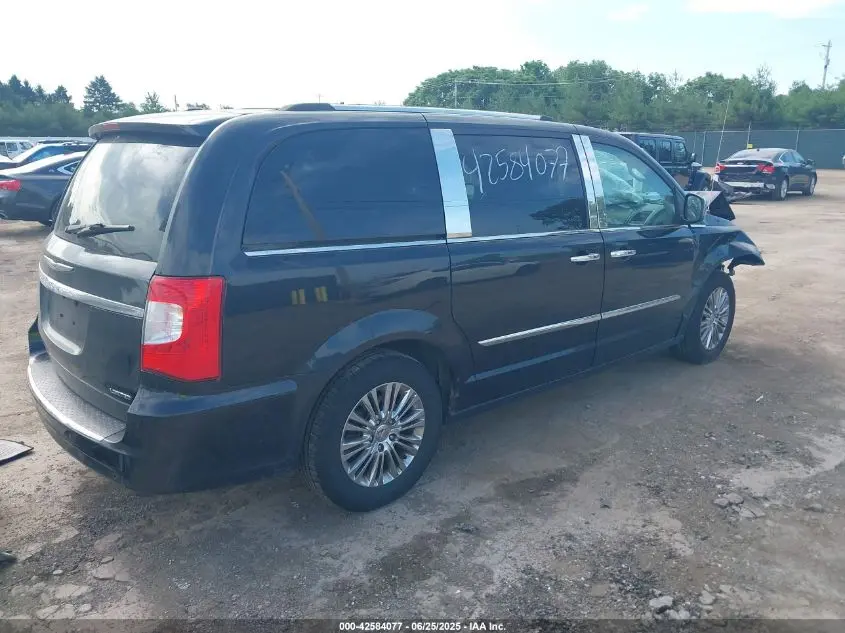 2011 CHRYSLER TOWN & COUNTRY LIMITED