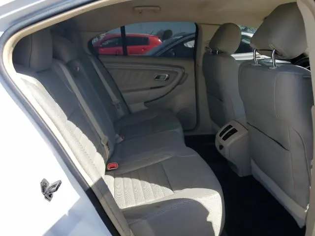 2018 FORD TAURUS SE