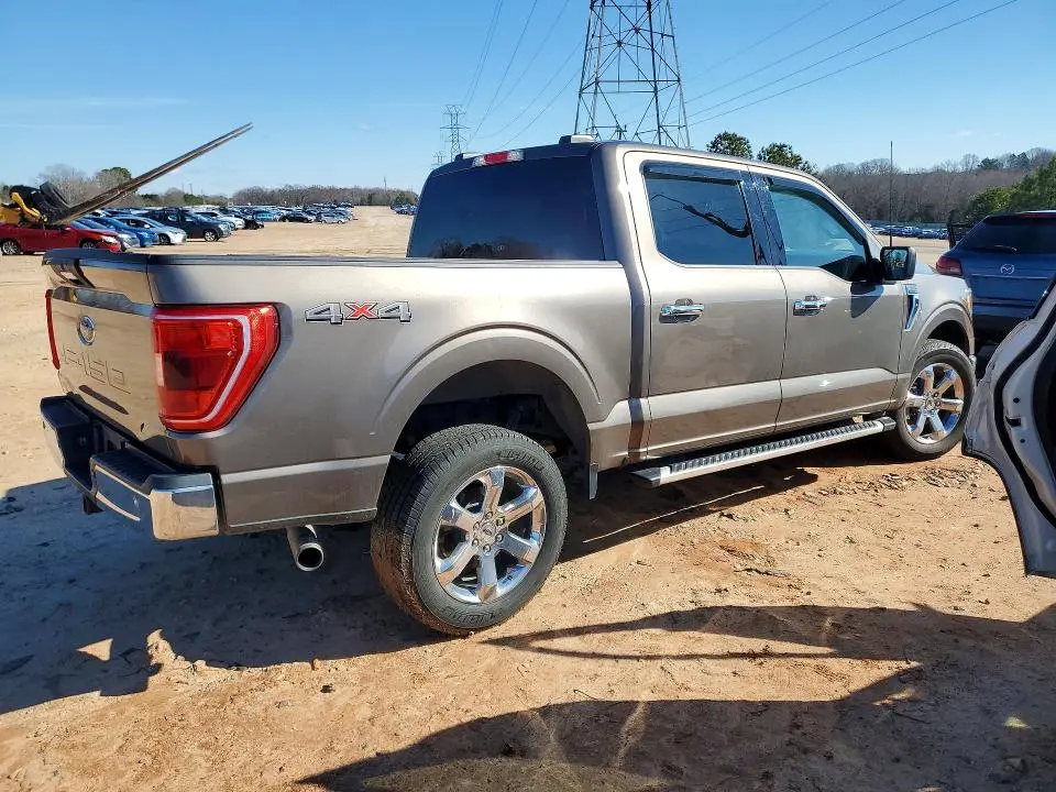 2022 FORD F150 XLT  