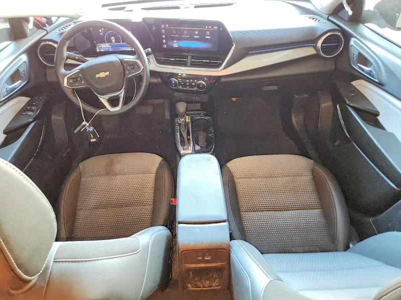 2025 CHEVROLET TRAX 1LT  