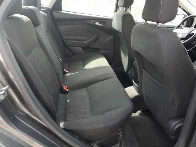 2018 FORD FOCUS SE  