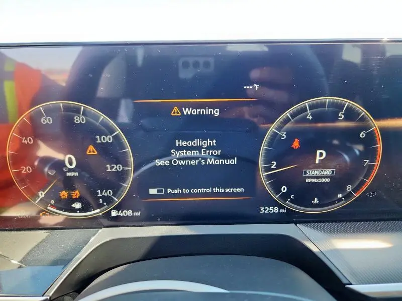 2025 INFINITI QX80 LUXE  