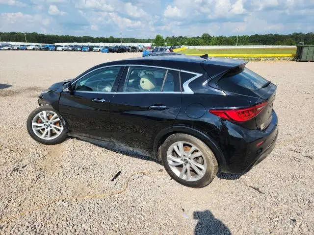 2018 INFINITI QX30 LUXURY  